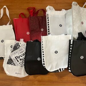 Lululemon shopper bags